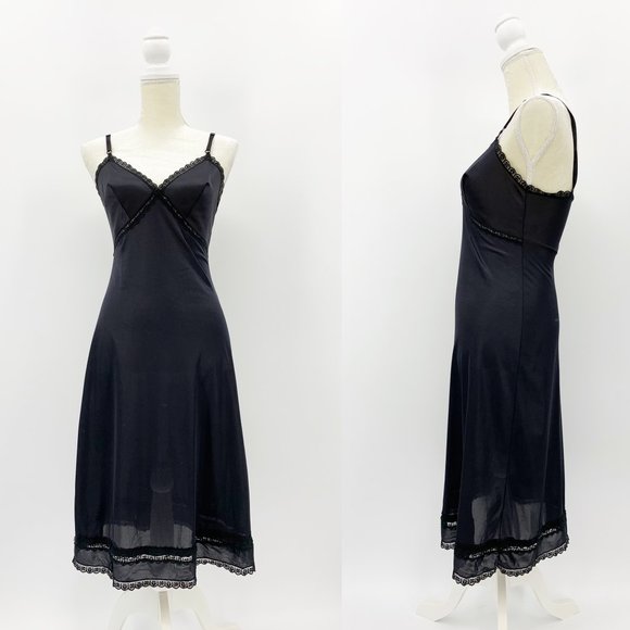 Sears Other - Sears Vintage Black Full Dress The Doesn't Slip